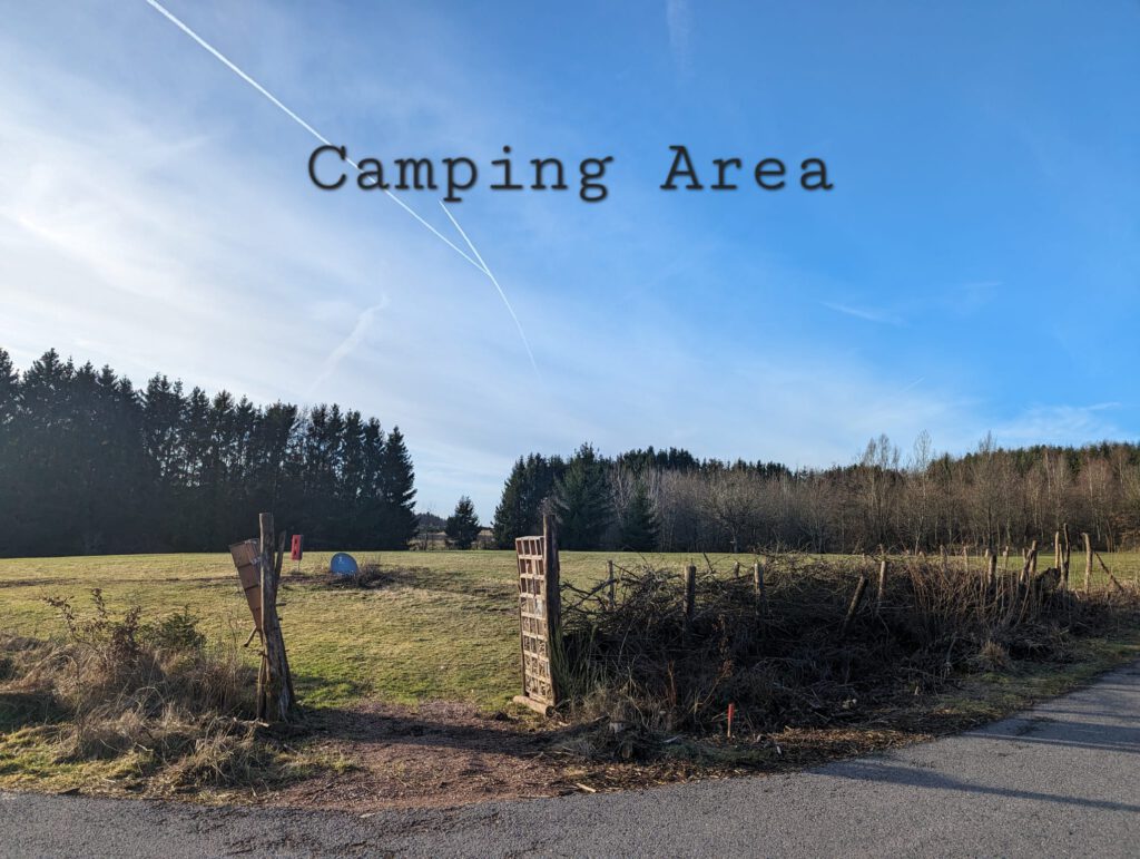 Zeltplatz/Camping Area